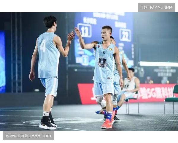 南京篮球队与西安篮球队赛后状态分析与复盘总结 南京篮球队与西安篮球队赛后状态分析与复盘总结