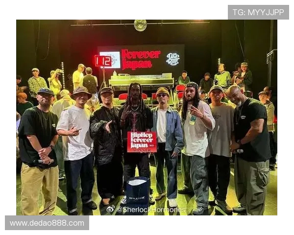 武汉街舞队在全国街舞战术排行榜中荣登第八名引发热议 武汉街舞队在全国街舞战术排行榜中荣登第八名引发热议