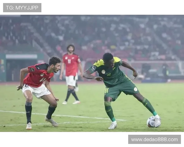 立陶宛与塞内加尔激战篮球场谁能夺得胜利荣耀