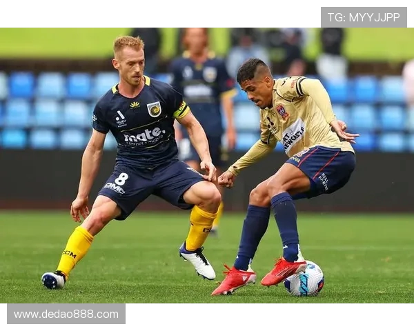 阿德莱德与墨尔本的精彩对决揭示了澳超联赛的激烈竞争与魅力