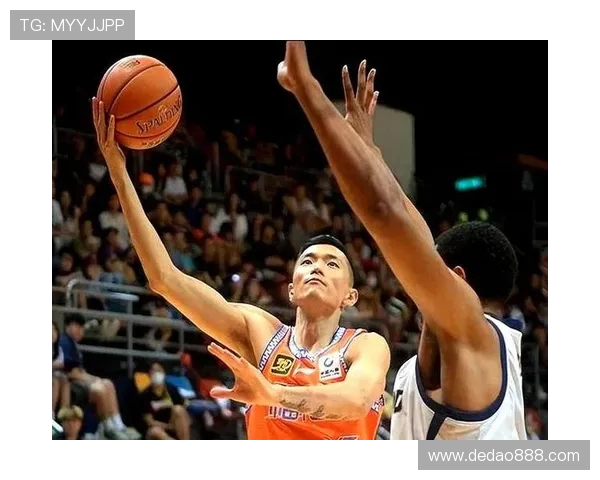 陈林坚:从青涩少年到篮球场上的璀璨明星之路 陈林坚:从青涩少年到篮球场上的璀璨明星之路