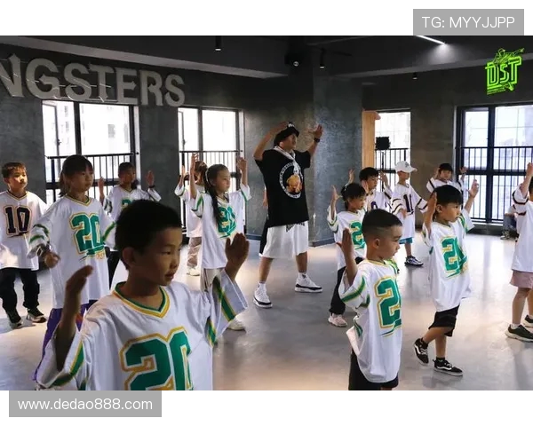 杭州街舞队荣登街舞意识排行榜第8名展现城市文化活力与艺术魅力